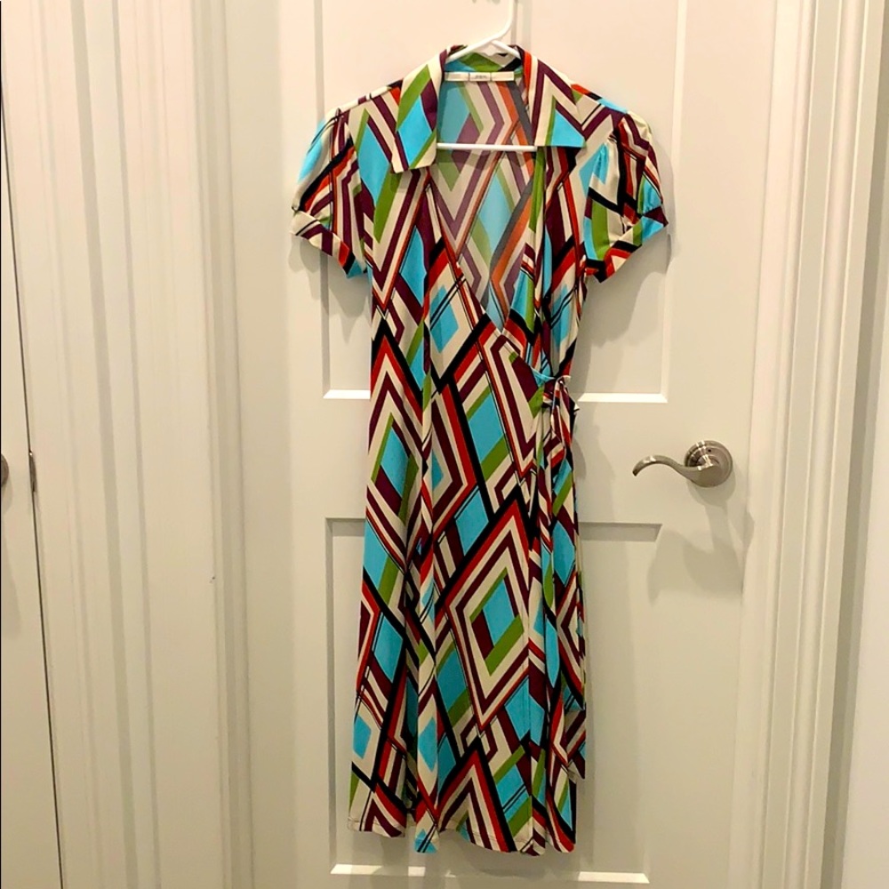 Graphic wrap dress